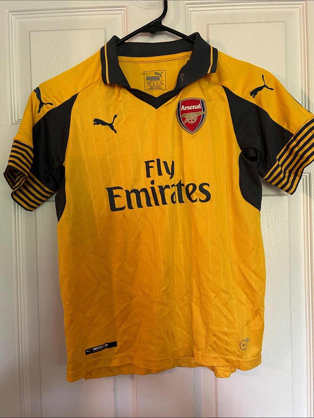 Puma Arsenal Men’s Yellow and Black Football Jersey